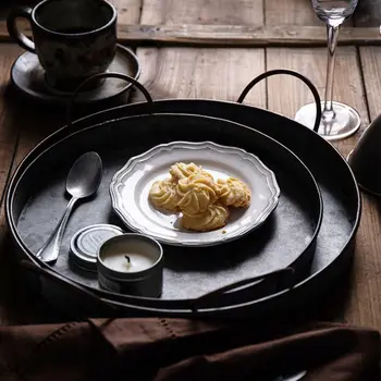 

Retro Round Storage TrayS Wrought Iron Bread Service Tray Photography Props Home Decorative Ornament,