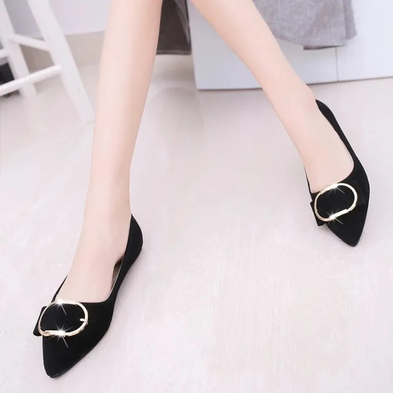 

Spring Autumn Flats Women Fashion metal Buckle Pointed Toe Leather Flat Heel Office Lady Weekends Slip On Loafers J15-05