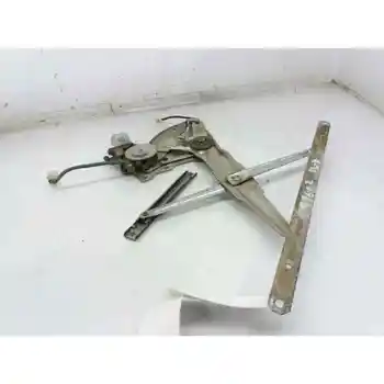 

MR144596 WINDOW LIFTER FRONT RIGHT MITSUBISHI L 200 (K6/7)