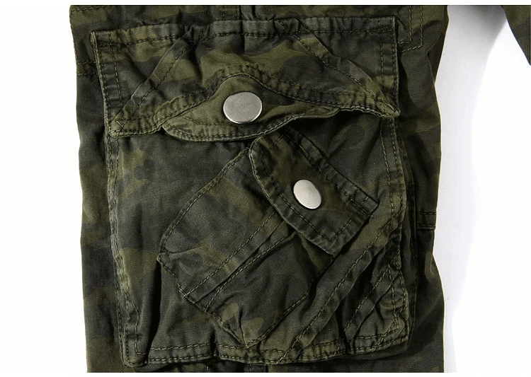 Camouflage Loose Cargo Shorts Men Cool Camo Summer Short Pants Hot Sale Homme Cargo Shorts Plus Size Brand Clothing