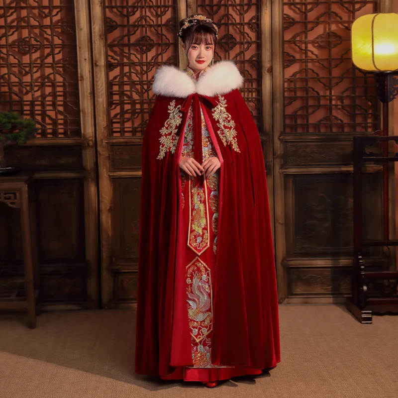 Bridal Shawl Winter Wedding Cloak Faux Fur Hooded Warm Red Long Wrap Gold Appliques Beaded Velour Women Accessories Customized