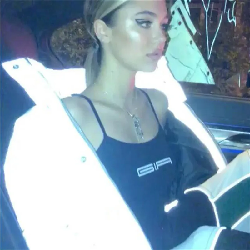 9395123335_555933741