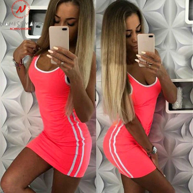 Women Casual Sport Dress Patchwork Design Side Stripe Decor O-Neck Slim Mini Sportswear Tennis Mini Dress 3