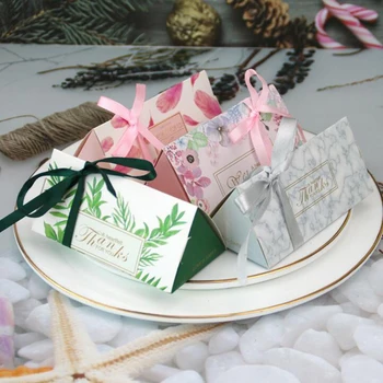 

50pcs European Paperboard Candy Box Favors And Gift Boxes With Ribbon DIY Guest Birthday Christmas Party Wedding Decoration