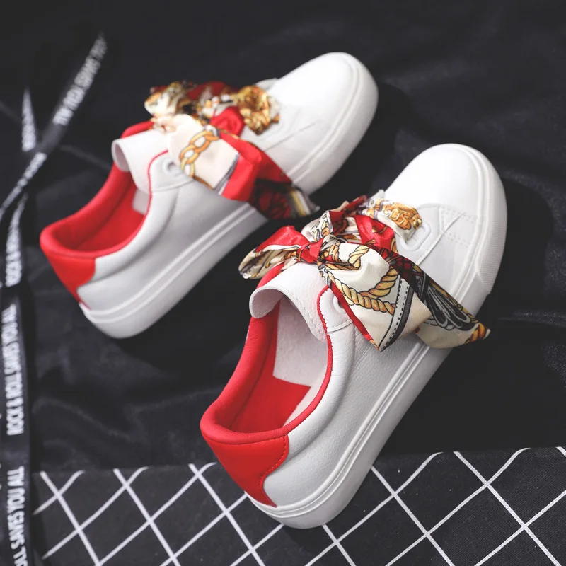 

Girl Sneakers White 2019 Fall New Fashion Trends Silk Ribbon Pu Leather Waterproof Flat Heel Mixed Colors Women Fashion Shoes