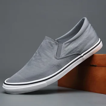 

2020 New Spring Men's Canvas Vulcanize Shoes Breathable Slip-On Sneaker Flats Spring Autumn Round Toe Shoe BD20050
