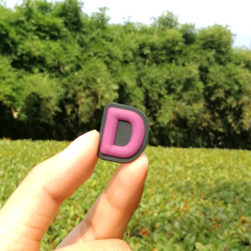 D