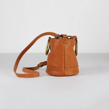 

2020 the latest fashion luxury brand leather bucket bag one shoulder diagonal across the candy color cylinder bag