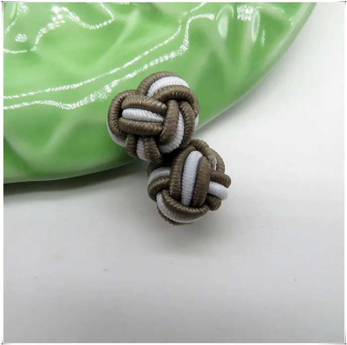 11137489388_1240087654