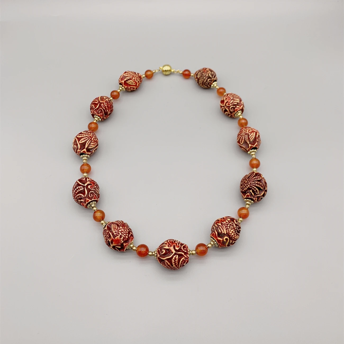 FoLisaUnique Hand Carve Dragon Phoenix Resin Necklace For Women Gift 8mm Carnelian Agate Antique Trendy Jewelry Vintage Style