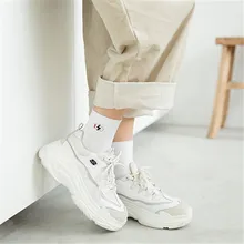 Женские носки осень зима хлопок вышивка мультфильм Черный Белый Труба дамы колледжа ветер личности повседневные спортивные носки