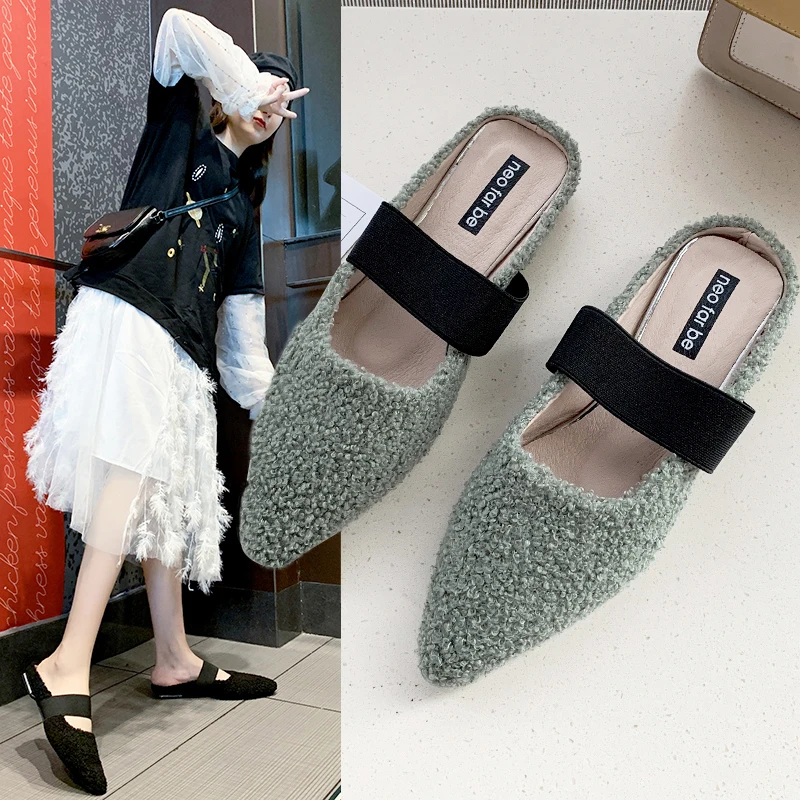 

Luxury Slides Slippers Platform Shoes Pokemon Plush Shose Women Loafers Heeled Mules Flock Low Designer Fur Flat 2019 Cotton