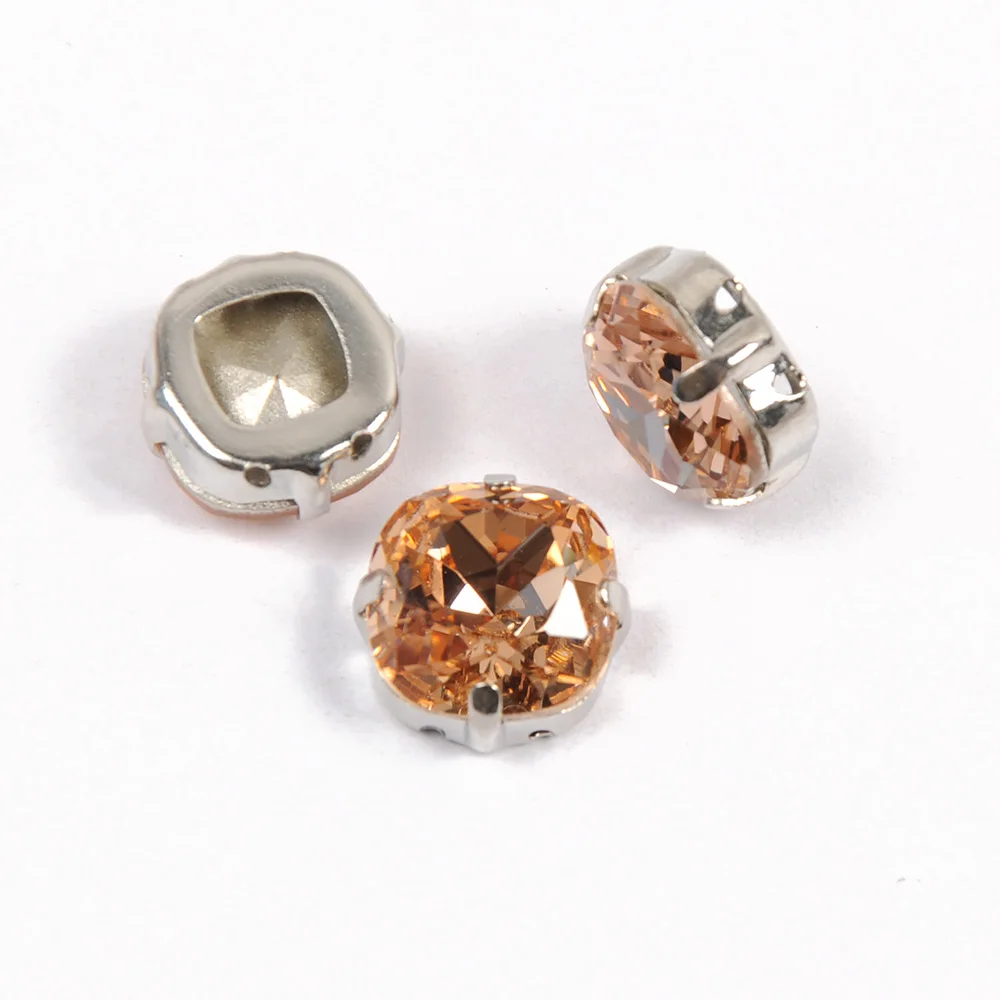 Stone With silver 4470 Strass Cushion Cut Light Peach Rhinestones Stylish Crystal Glass Pointback Strass For DIY Sewing Fabric Garment Rhinestone - Цвет: Stone With silver