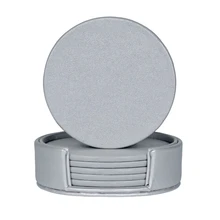 Противоскользящие подставки из искусственной кожи с держателем для напитков защищают мебель от царапин, разливов, водяных колец и повреждений(серебро