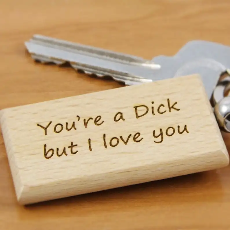  1pcs Christmas Gift Personalized wooden keychain calendar anniversary gift engraved keychains gift 