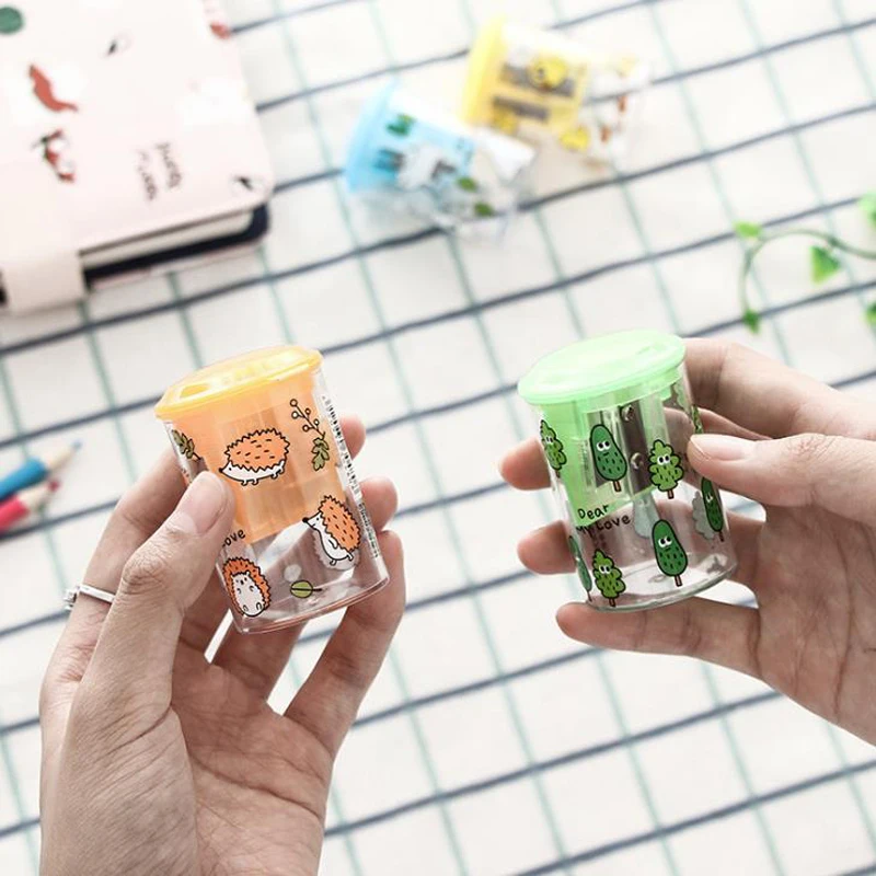 

1 Pcs Cute Multi-color Barrel Shape Plastic Student Pencil Sharpeners Double Holes Pencil Cutter Knife Stationery Papelaria