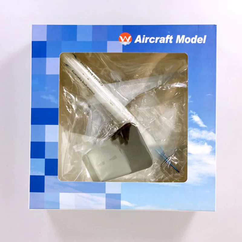 18 см 1:400 Boeing B777-300 модель Garuda Indonesia с пластиковым основанием сплав самолет коллекционный дисплей статическая модель игрушки