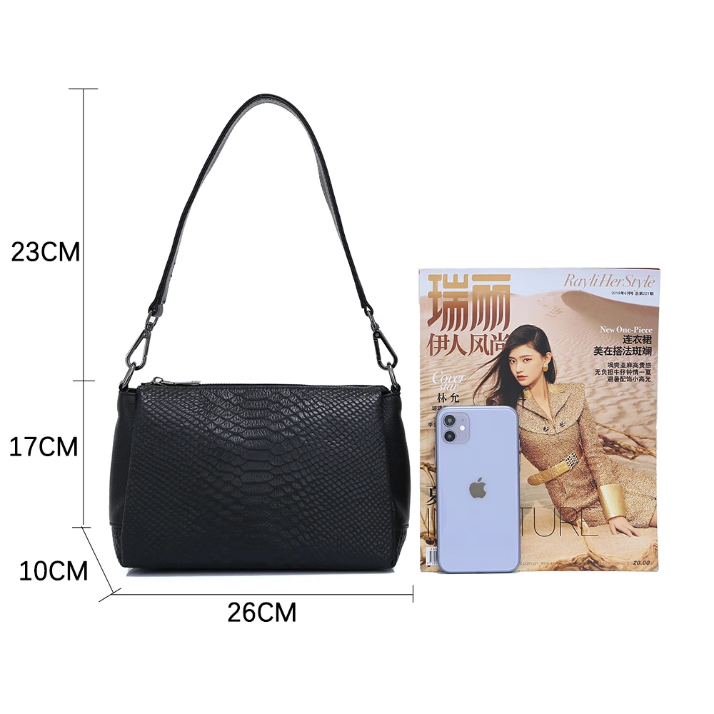 حقيبة كتف نسائية من الجلد الطبيعي، تتميز بتصميمها...