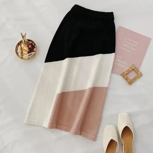 Korobov Skirts Women Autumn Winter New Striped Patchwork Skirt Korean Hit Color A-Line High Waist Knitted Falda Femme 78826 - Цвет: black