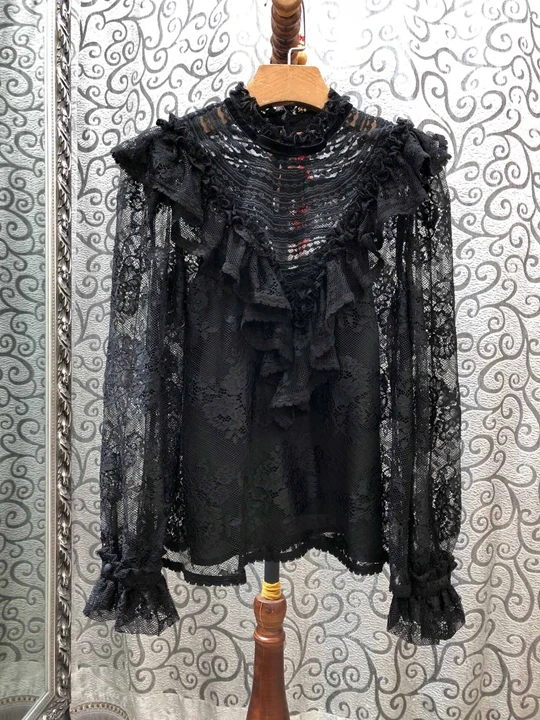 Early Autumn New Woman Round-neck Ear Stitching Lace Embroidery Hollow-out Perspective Long-sleeved Topcoat 829