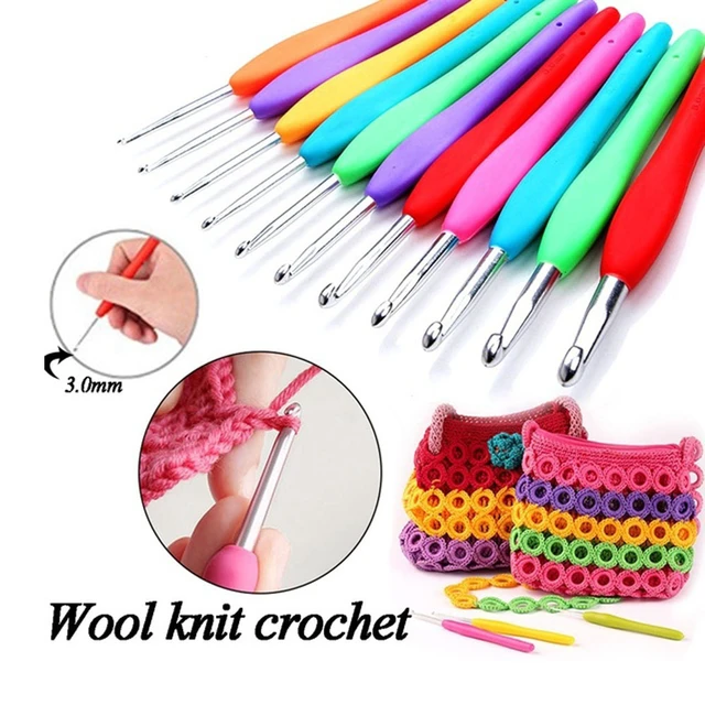 1Pc Aluminum Crochet Hooks 2-8mm Silicone Handle Knitting Needles Knitting  Yarn Crochet Needles for Weaving