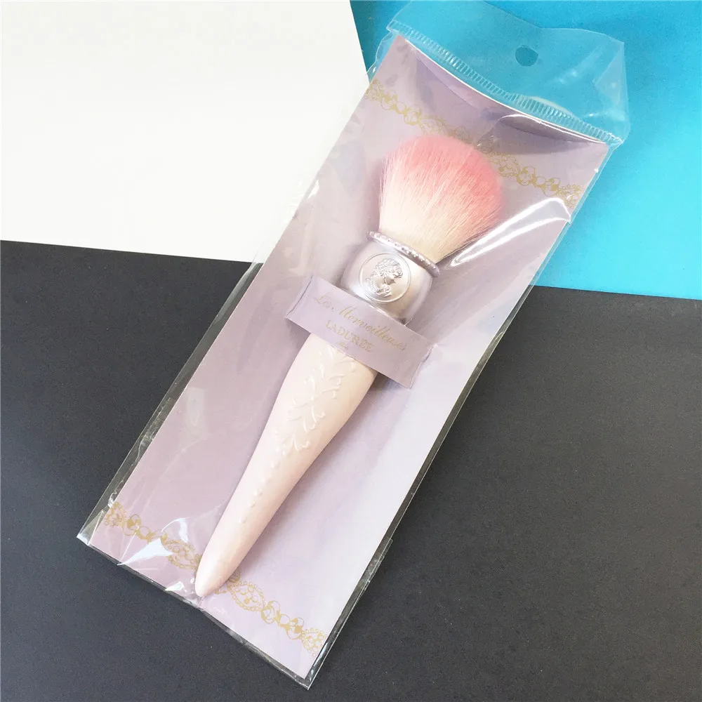 les Merveilleuses LADUREE Brushes _ 2