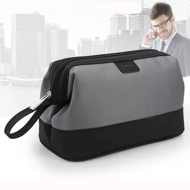 waterproof clutch