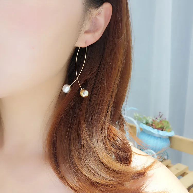 

2019 Explosion Models Fashion Simple And Elegant Cross Pearl Earrings Fork-shaped Pearl Temperament Long Temperament Earrings