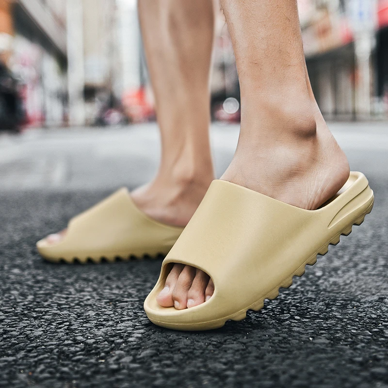 Летние Тапочки унисекс с открытым носком Цвет белый Дышащие пляжные сандалии без