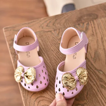 

2020 Summer New Hollow Leather Shoes Fashion Princess Shoes Girls Baotou Sandals Baby Soft Bottom Non-slip Single Shoes D134