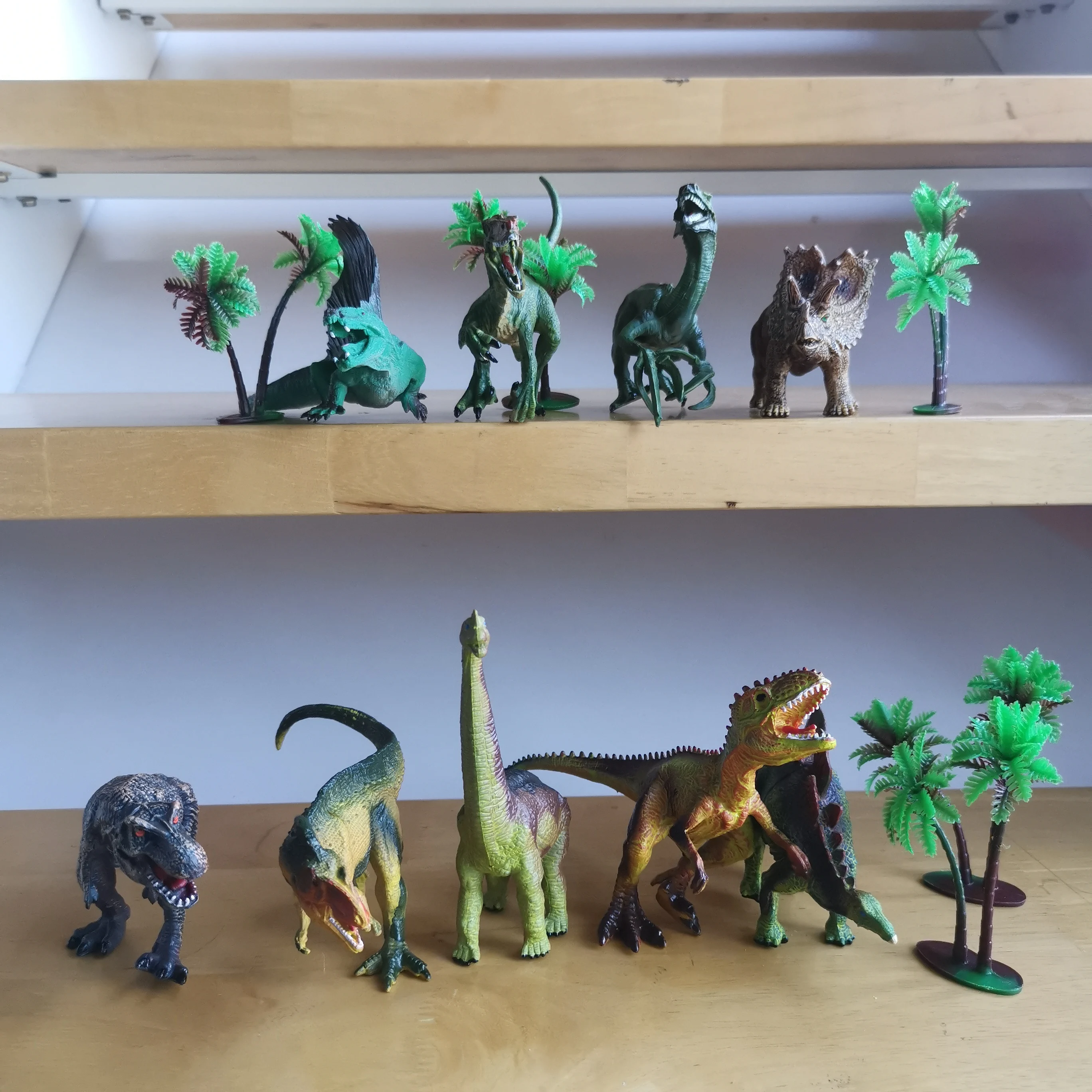 9 figurines de dinosaures réalistes ensemble de jeux extérieur intérieur pour jouets éducatifs afin de créer un monde de Dino Ensemble de jouets de dinosaures tapis de jeu pour enfants et activité 