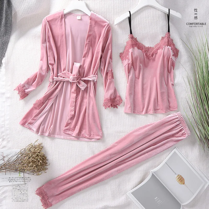 

Gold Velvet Pajamas Women Autumn Winter Warm Pajamas Set Women Sexy Lace Sleepwear Sleeveless Strap Nightwear Robe