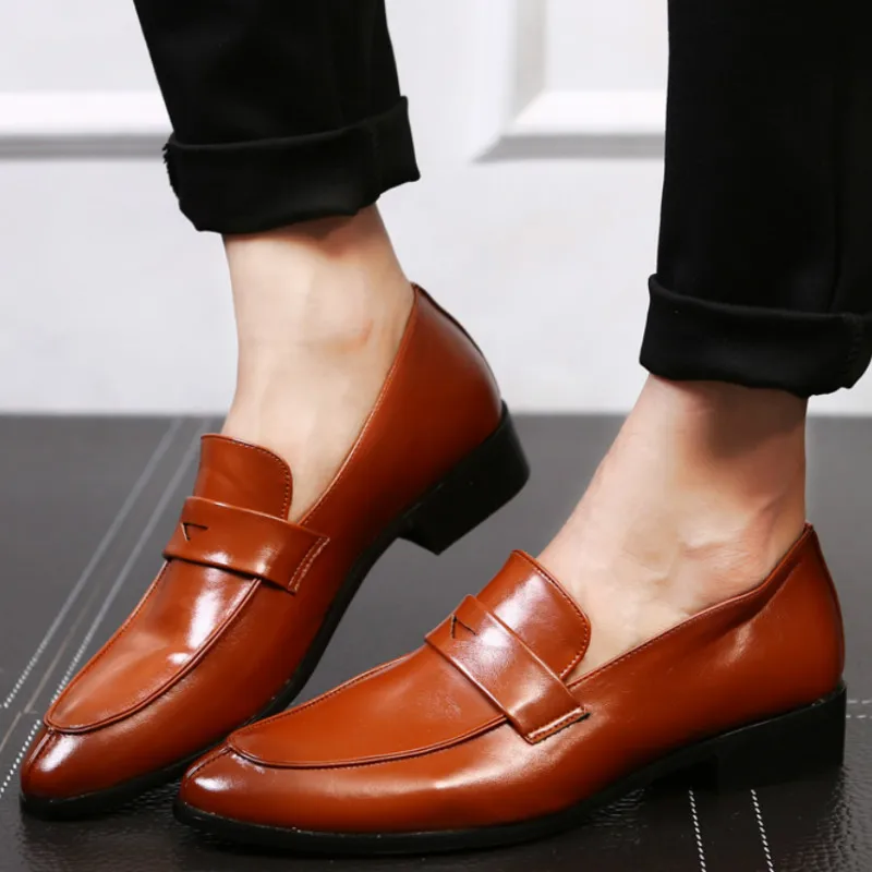 QWEDF Spring and autumn Gloss Men Loafers Shoes Trend Metal Design British Style Male Casual Dress Shoe Lazy Loafers G7-27