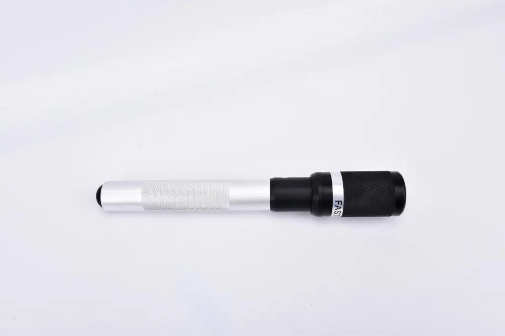 silvery 1PC Metal Handle Pool Cue Extension Billiard Accessories 32cm - Цвет: silvery