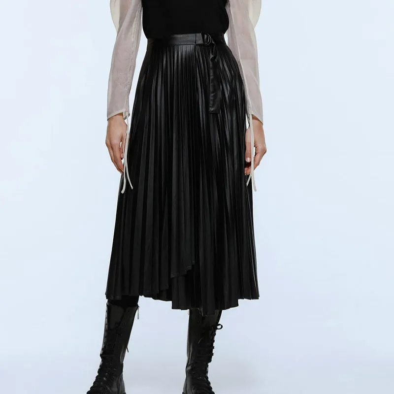 Новая английская Женская яркая черная юбка средней длины, плиссированные нестандартные юбки, Осень-зима, дизайнерская Офисная Женская юбка из искусственной кожи