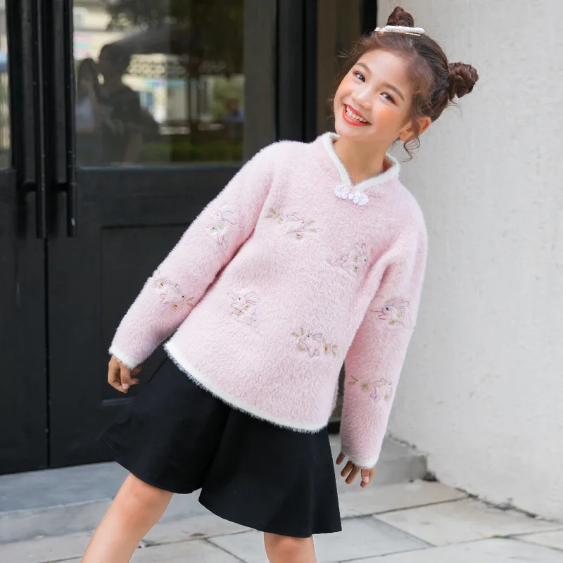 

Trending Retro Cheongsam Style Autumn And Winter Girls Mink Cashmere Sweater Embroidered Chinese-style