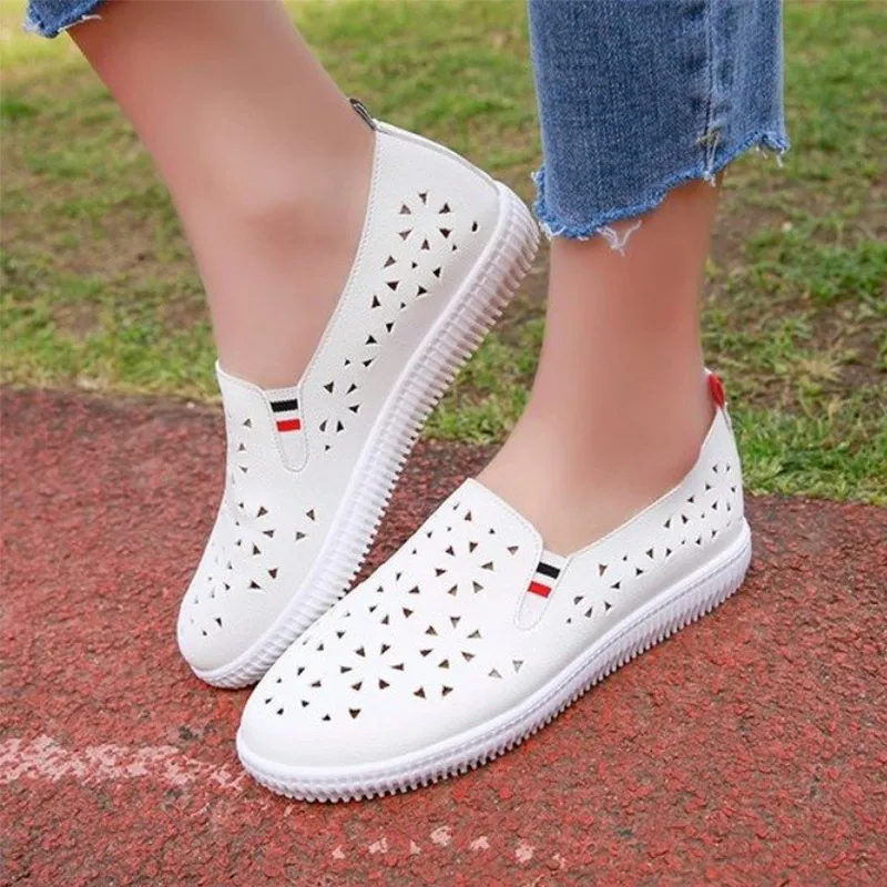

Women Hollow Flat Slip On Loafers New Female Moccasins PU Breathable Shallow White Ladies Fashion Casual Shoes 2019 Fashion