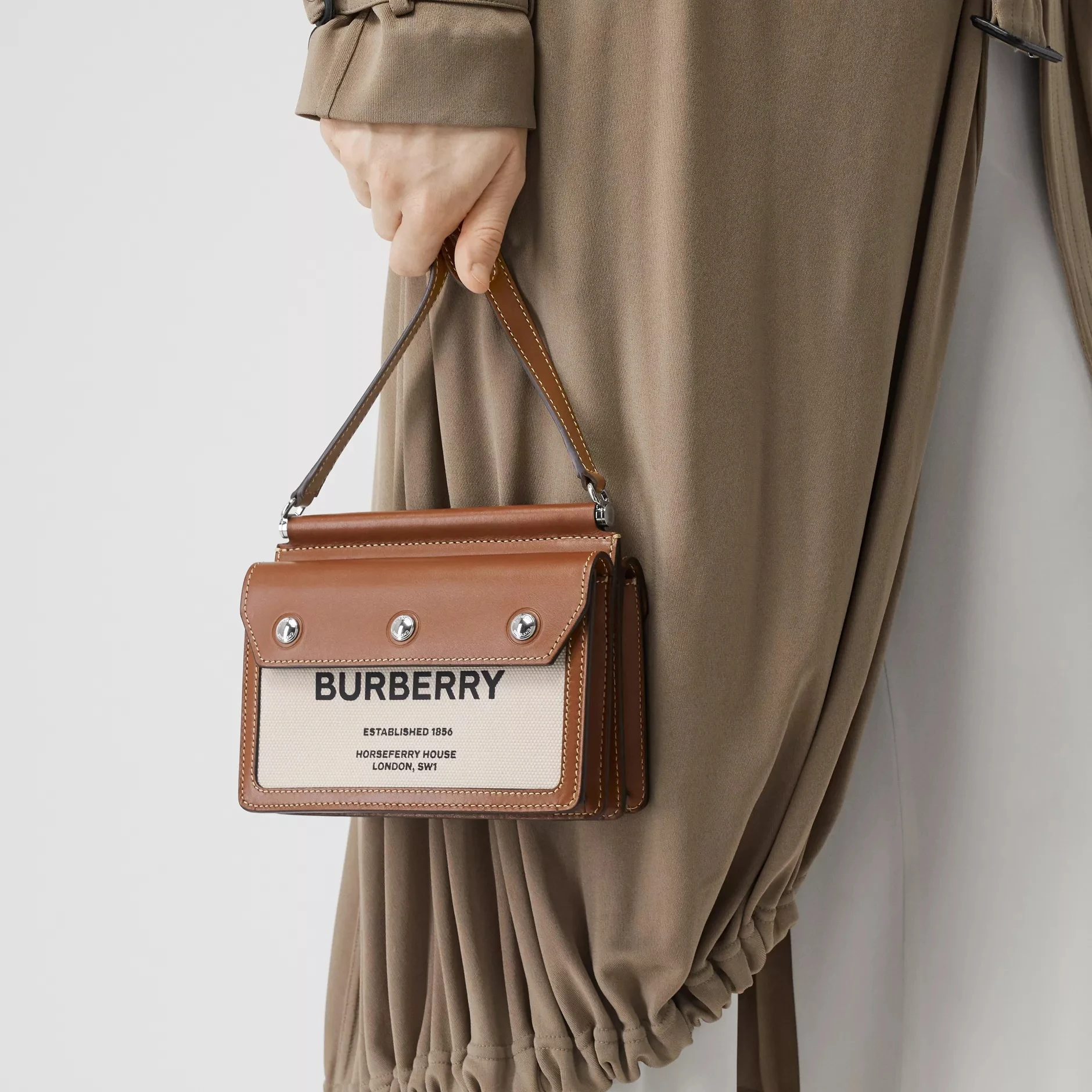 Burberry мини-сумка с принтом Horseferry, с карманом, тонкая кожаная сумка, Женская Роскошная брендовая сумка через плечо, модная 80146111