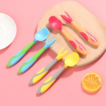 

Food Silicone Gel Spoon Baby Learn To Eat Training Bendable Spoon baby Tableware New