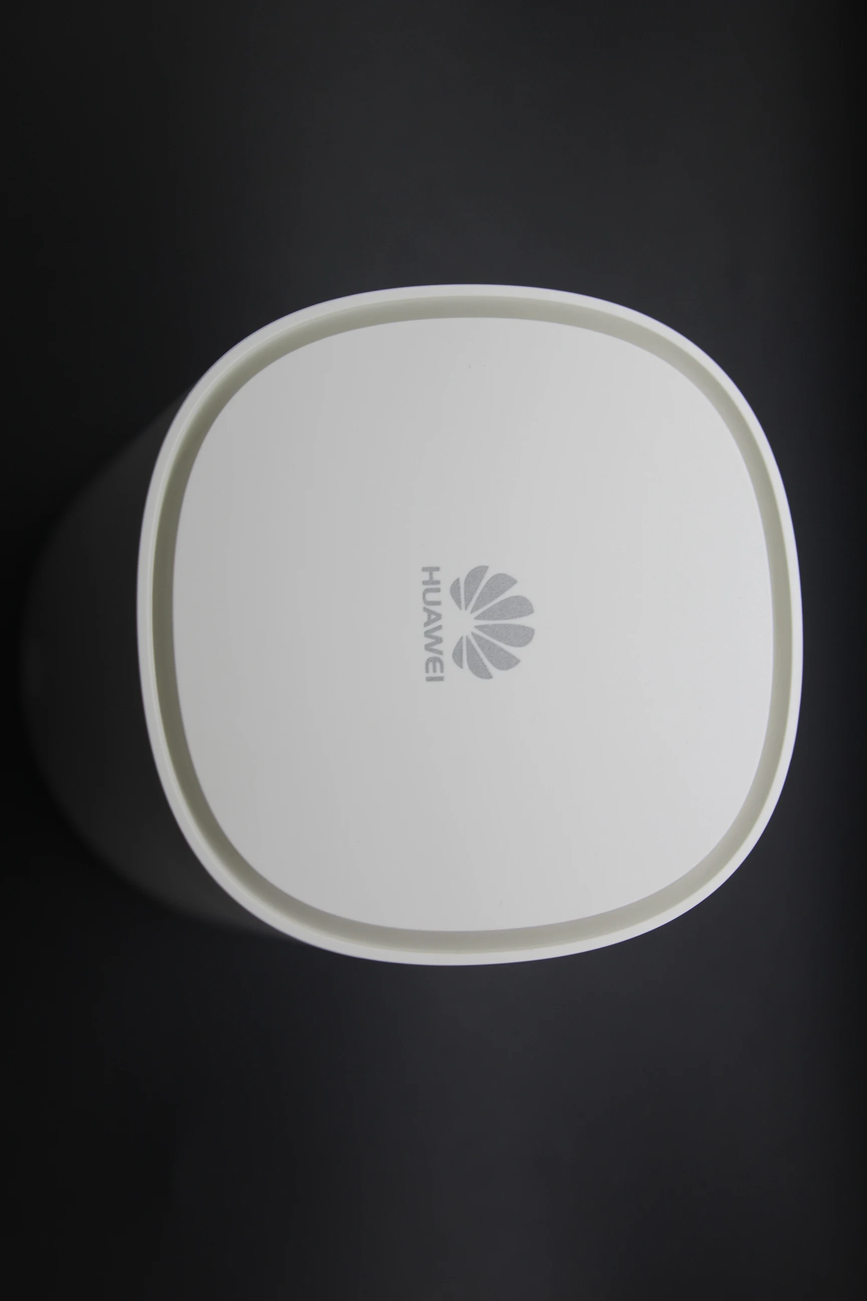 Разблокированный huawei B528 B528s-23a 4G LTE CAT6 300 Мбит/с CPE маршрутизатор с слотом для sim-карты 4G LTE WiFi маршрутизатор PK B525, E5186, E5172, B310