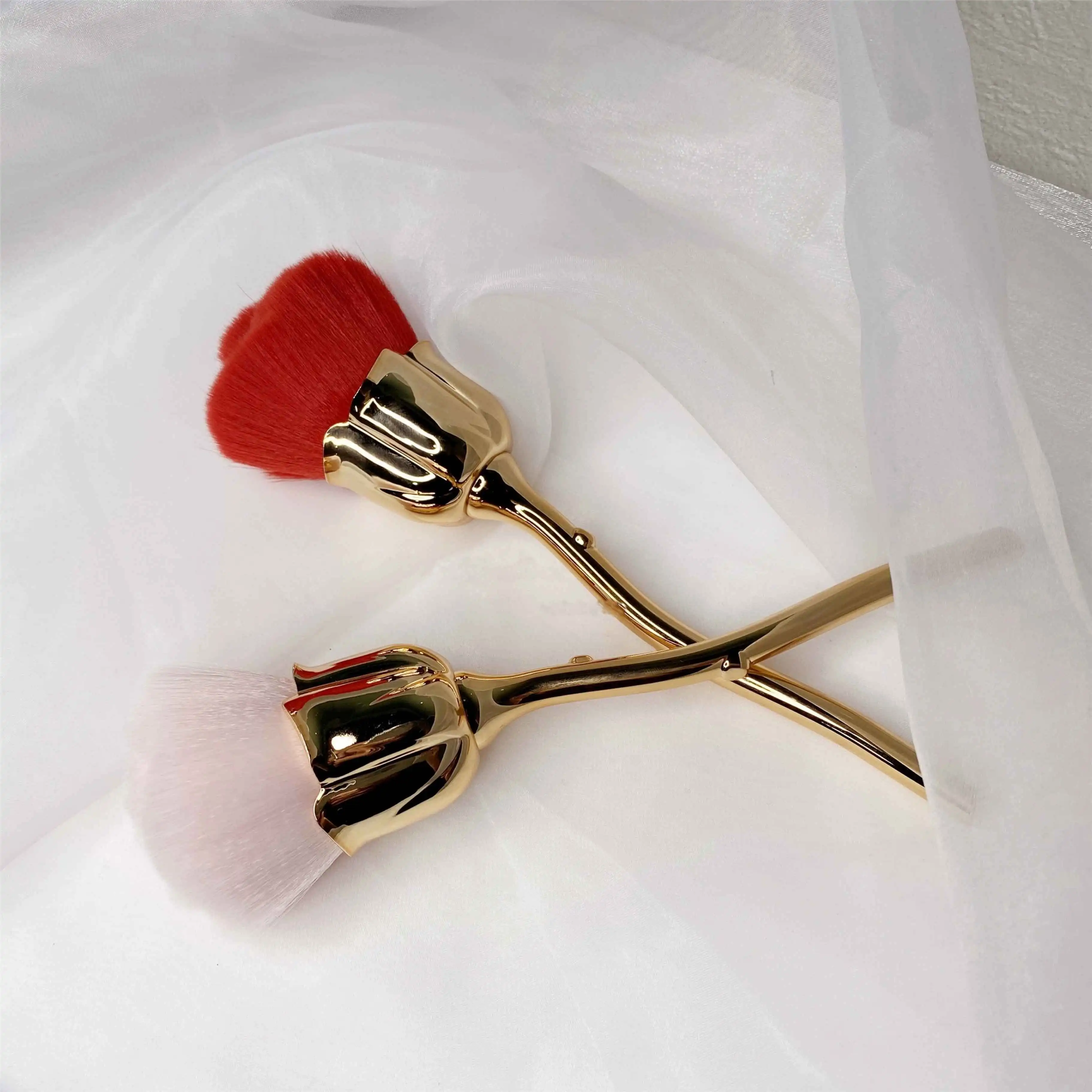 

New Electroplating Rose Flower Makeup Brush Loose Powder Brush Blush Brush Petal Nail Japan Dust Brush Makeup Makeup Tool