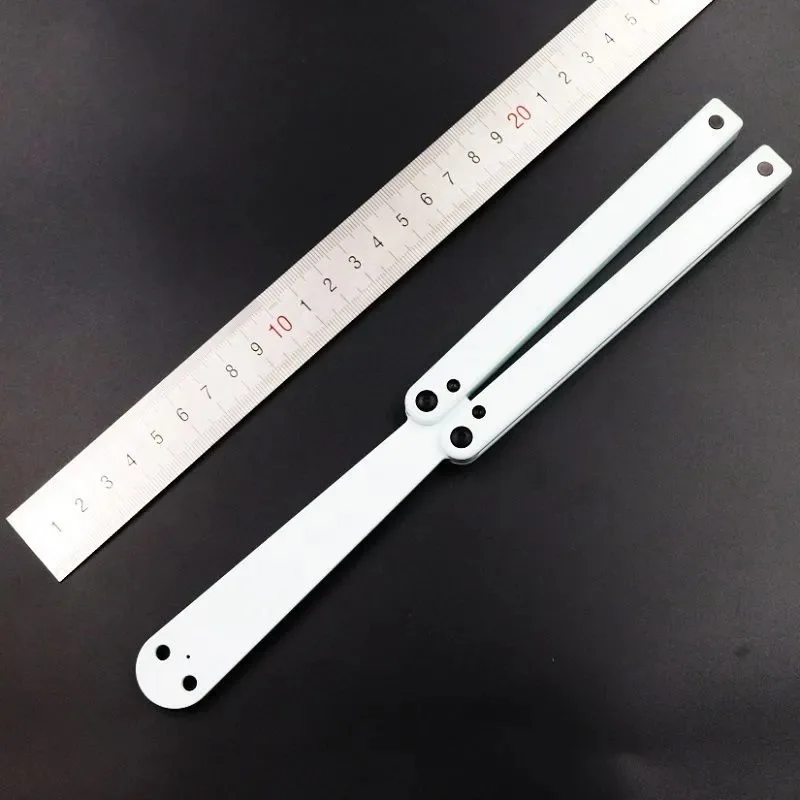 Squid Practice Butterfly Trainer Knife Plastic No Edge Multi-funtion Folding Pocket Butterfly Trainer Game Tools Knife