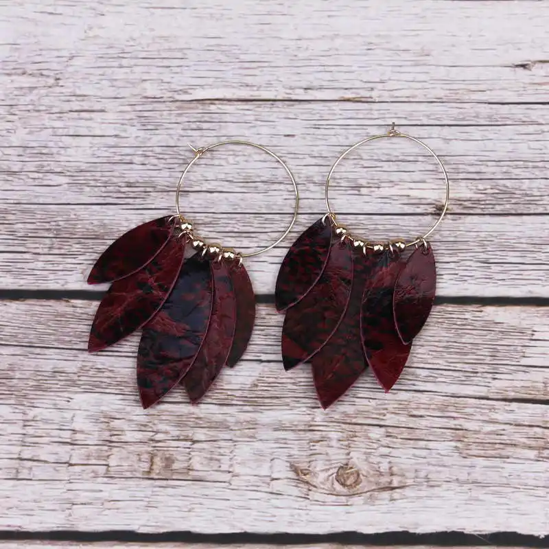 burgundy Новая мода Натуральная кожа Длинный лист кольцо с кисточкой серьги для женщин большой медный круг бусины стек серьги ювелирные изделия - Окраска металла: burgundy