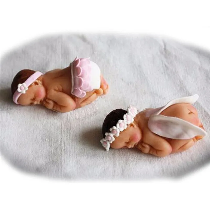 Как слепить спать. Принцесса из пластилина. Спящий кот из полимерной глины. Котик из скульптурного пластилина. Как слепить спать.