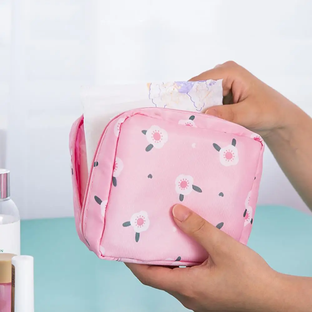 

Mini Cosmetic Bag Cactus Travel Women Makeup Bags Toiletry Storage Bag Beauty Cosmetics Organizer Zipper Make Up Case