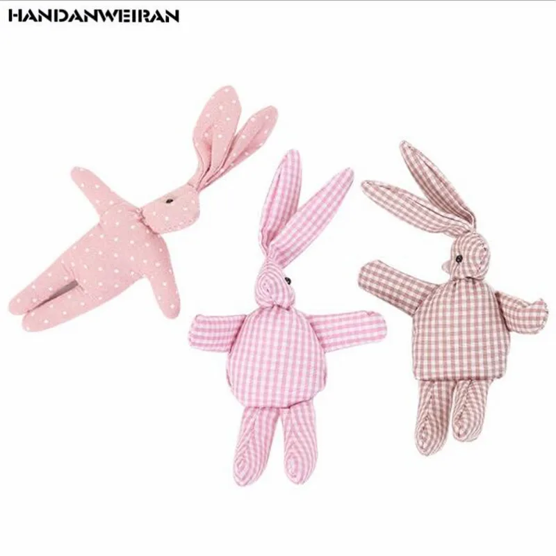 

Hot New The Toys 1PCS 9cm Wishing Rabbit Bouquet Rabbit Figurine Pendant Valentine's Day Gift For Girls Like HANDANWEIRAN