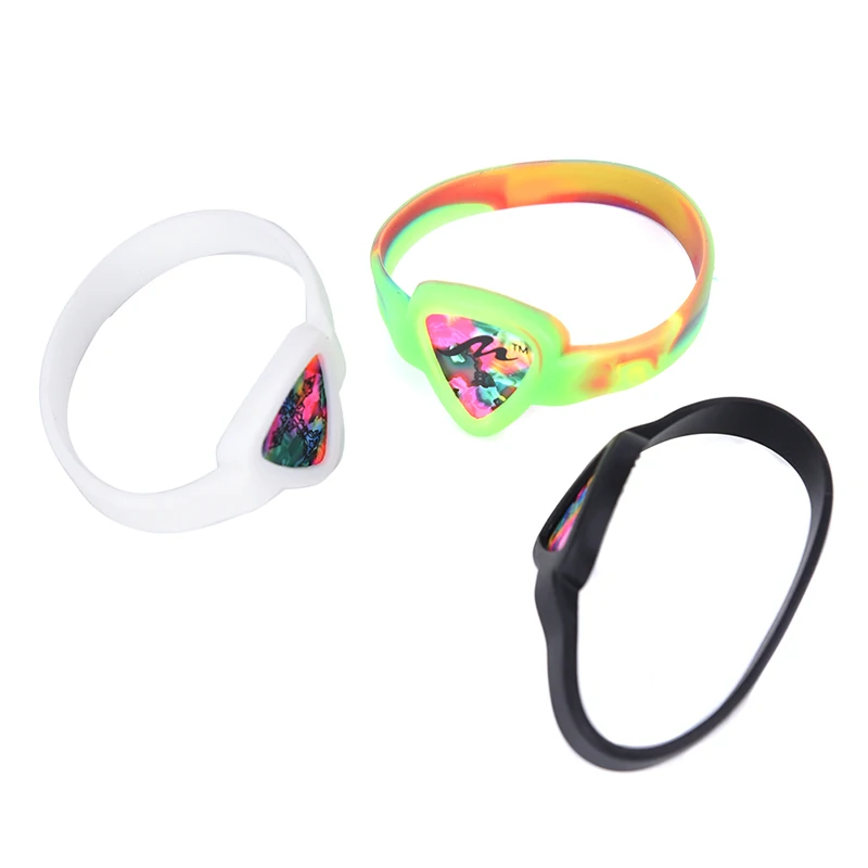 

1pcs guitar pick bracelet with pick performance portable bracelet musical instrument accessories