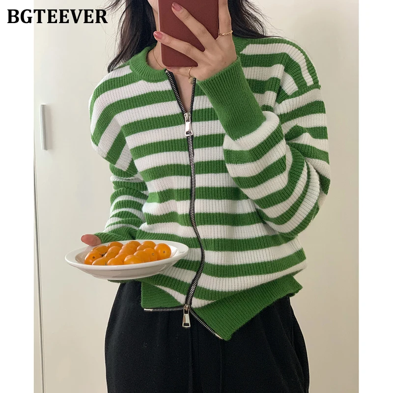 

BGTEEVER Autumn Winter O-neck Striped Knitted Cardigans Women Long Sleeve Zippers Female Sweaters Outwear 2021