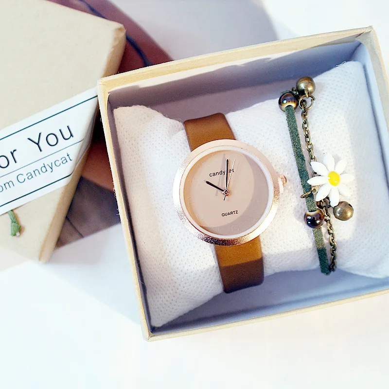 

2019 New Women Watch Simple Casual Small Fresh Literary Leather Quartz Watch Ladies Watch Clock Relogio Feminino