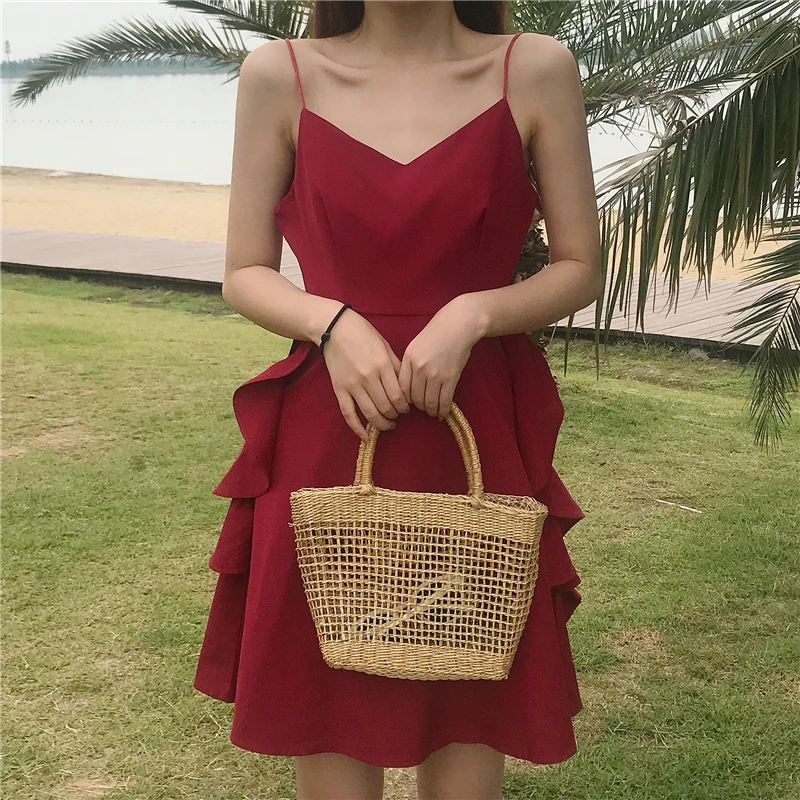 

Bali Holiday Beach Skirt Female 2019 New Thai Sexy Showback Sling Skirt Phuket Red Dress